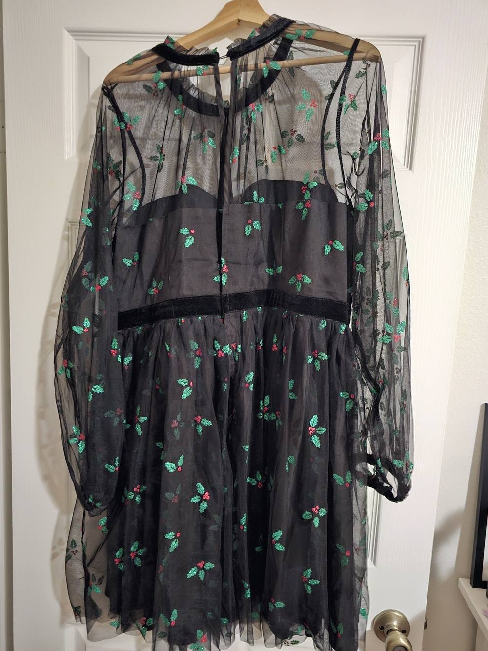 Like New 3X Unique Vintage Black & Glitter Mistletoe Flare Dress - Picture 9 of 16